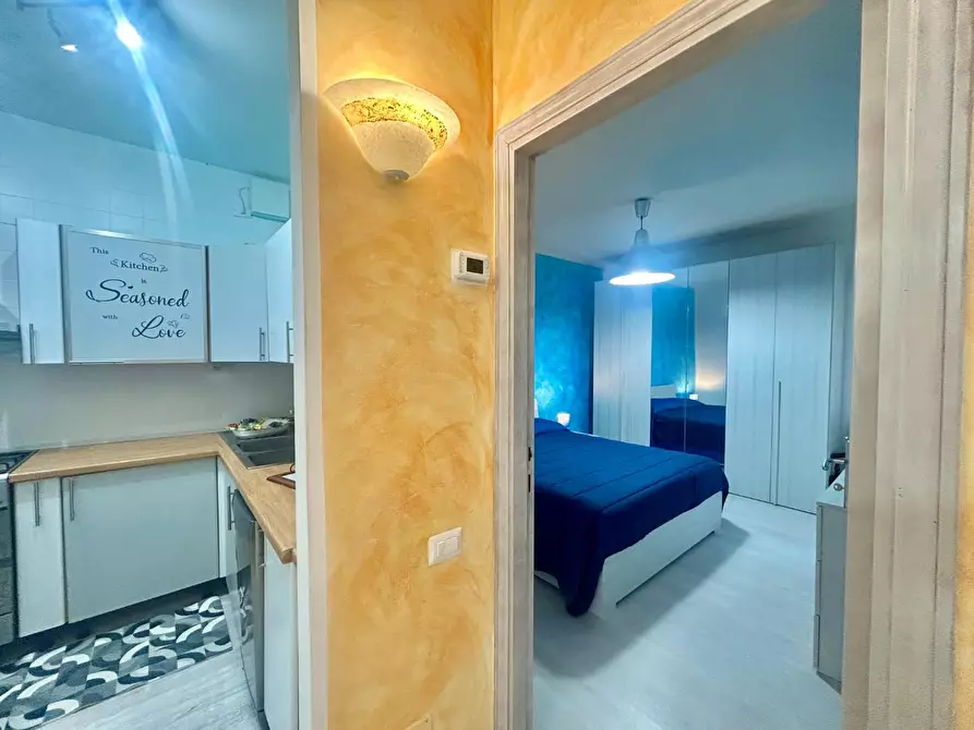 Immagine 9 di Appartamento in vendita  a Siena