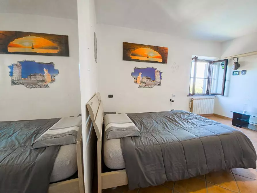 Immagine 22 di Casa bifamiliare in vendita  a Cascina