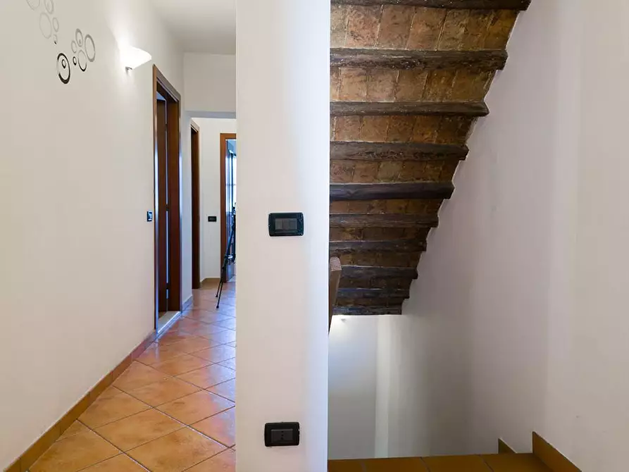 Immagine 26 di Casa bifamiliare in vendita  a Cascina