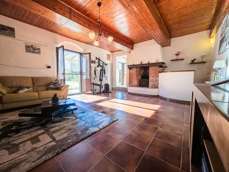 Immagine 46 di Casa bifamiliare in vendita  a Cascina