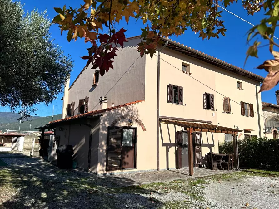 Immagine 4 di Casa bifamiliare in vendita  a Cascina