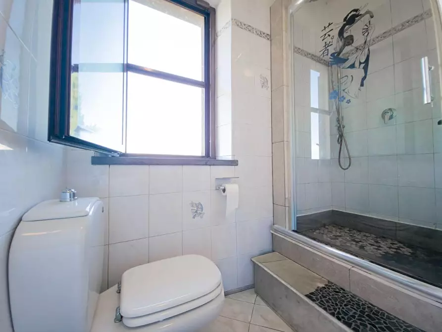 Immagine 40 di Casa bifamiliare in vendita  a Cascina