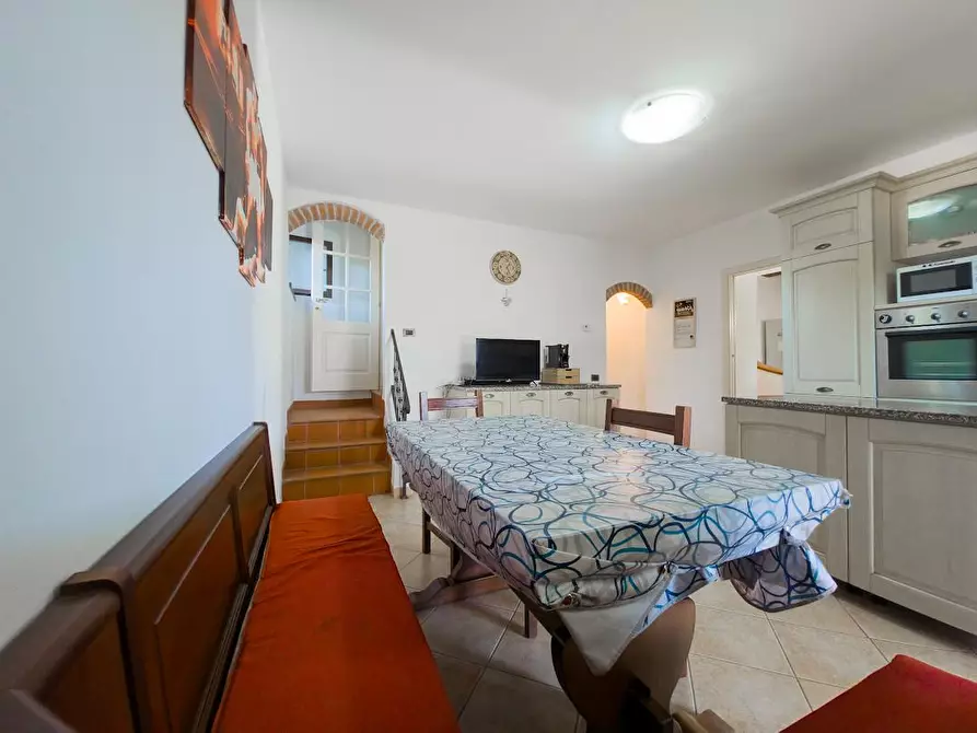 Immagine 30 di Casa bifamiliare in vendita  a Cascina