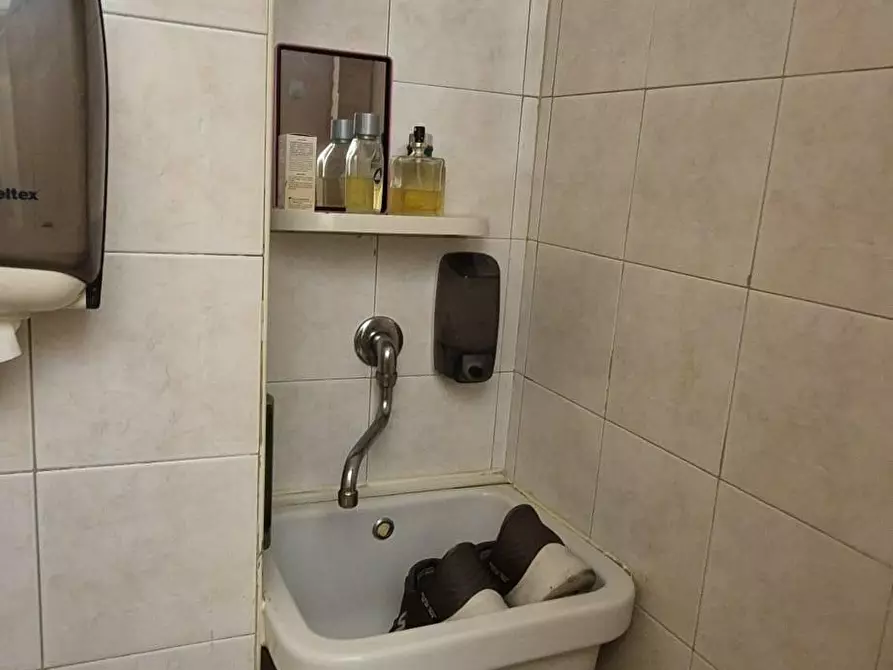 Immagine 13 di Bar / Ristorante in vendita  a Viareggio