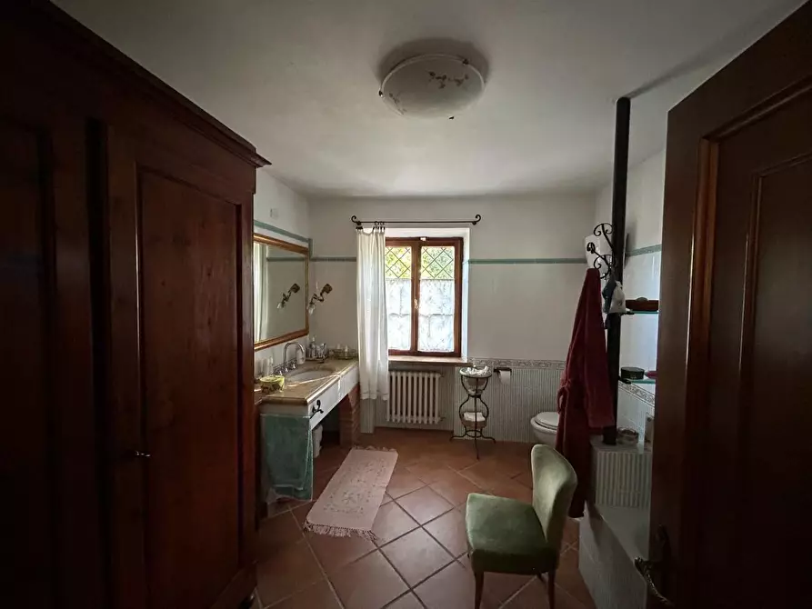 Immagine 24 di Casa colonica in vendita  a Castelnuovo Berardenga