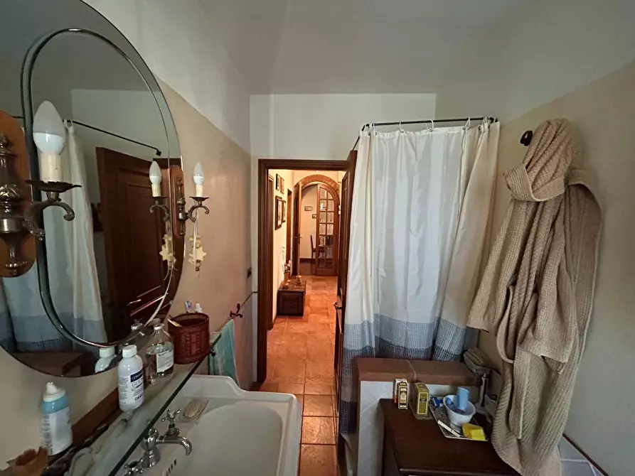 Immagine 28 di Casa colonica in vendita  a Castelnuovo Berardenga