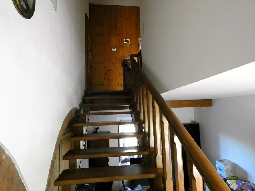 Immagine 28 di Casa colonica in vendita  a San Gimignano