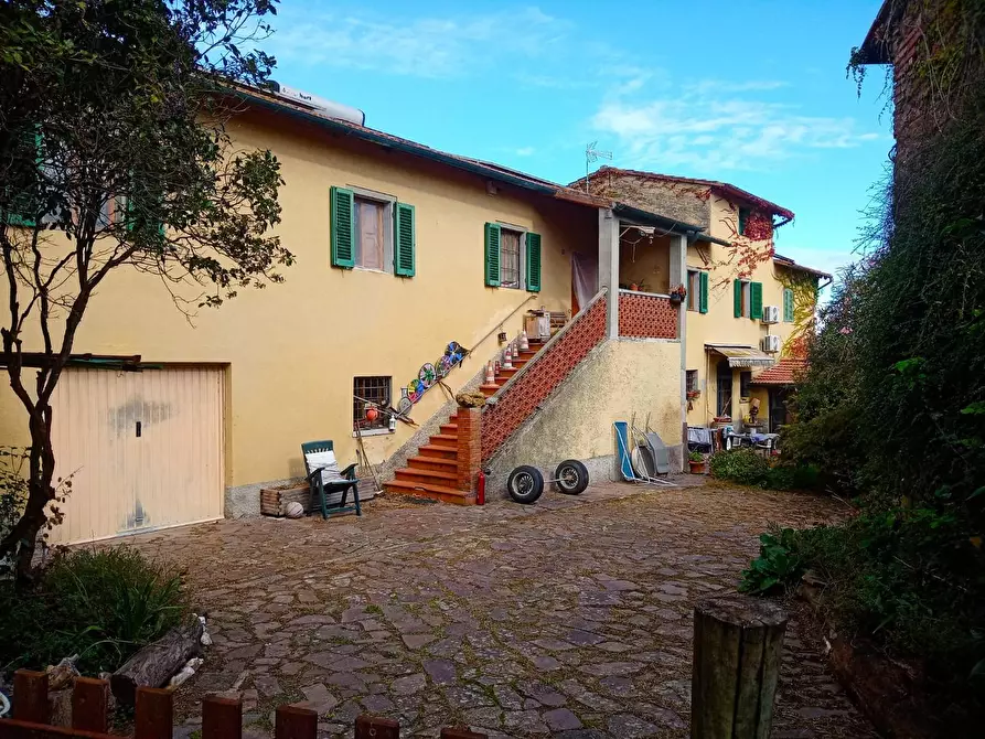 Immagine 9 di Casa colonica in vendita  a San Gimignano