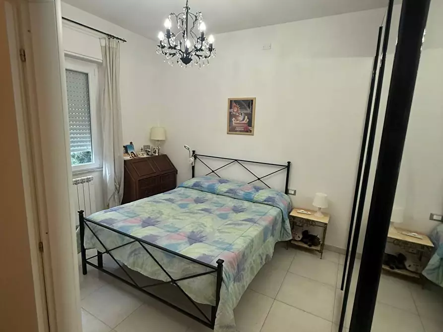 Immagine 15 di Appartamento in vendita  a Carrara