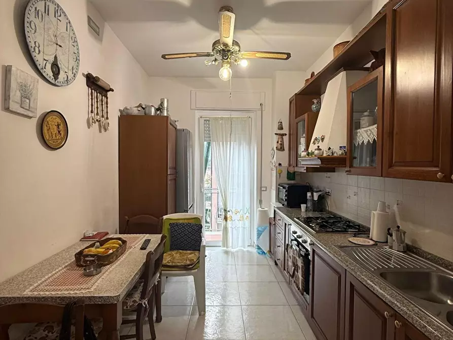 Immagine 6 di Appartamento in vendita  a Carrara