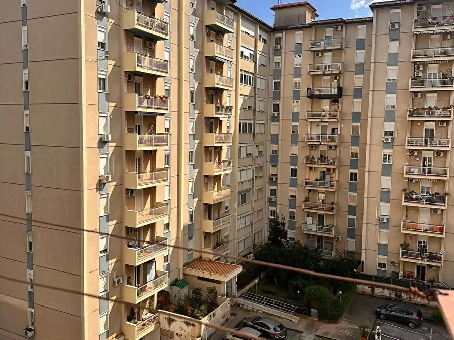 Immagine 17 di Appartamento in vendita  a Palermo