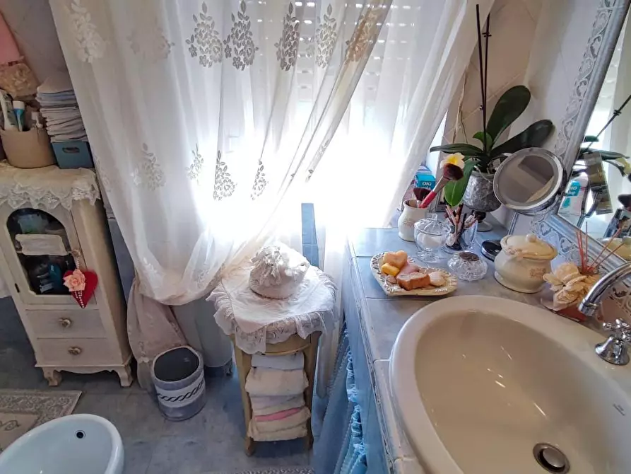 Immagine 22 di Appartamento in vendita  a Massarosa