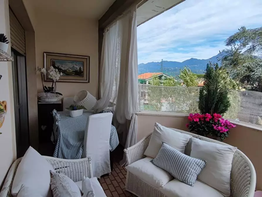 Immagine 12 di Appartamento in vendita  a Massarosa