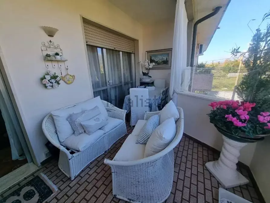 Immagine 14 di Appartamento in vendita  a Massarosa