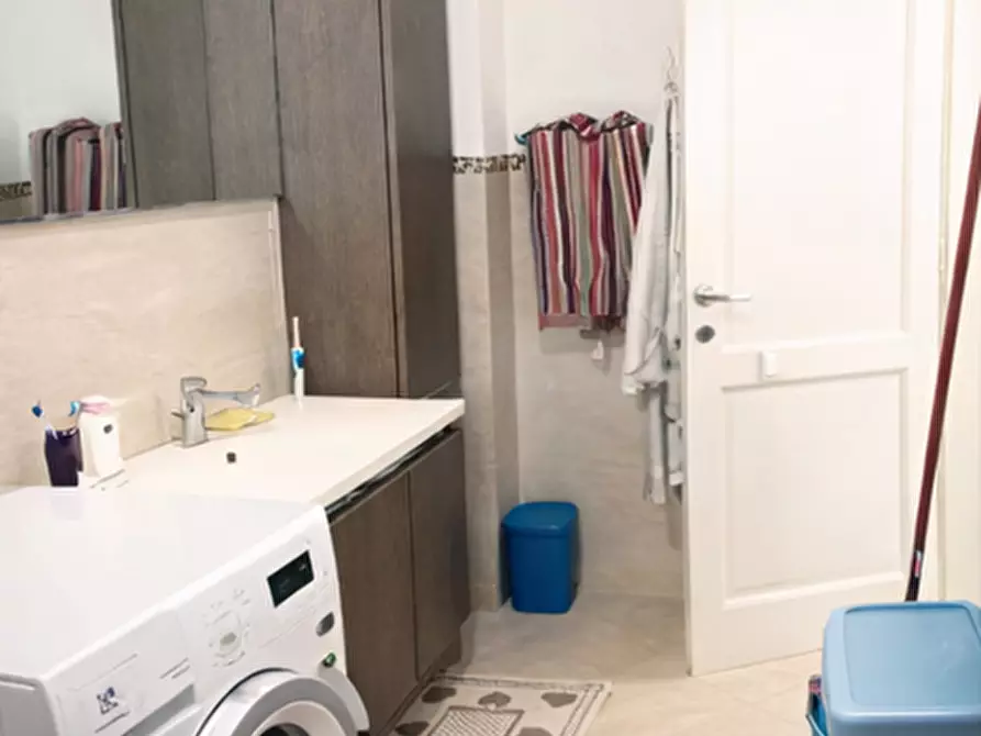 Immagine 16 di Villa in vendita  a Montignoso