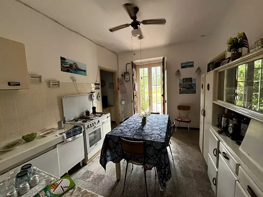 Immagine 14 di Appartamento in vendita  a Ameglia