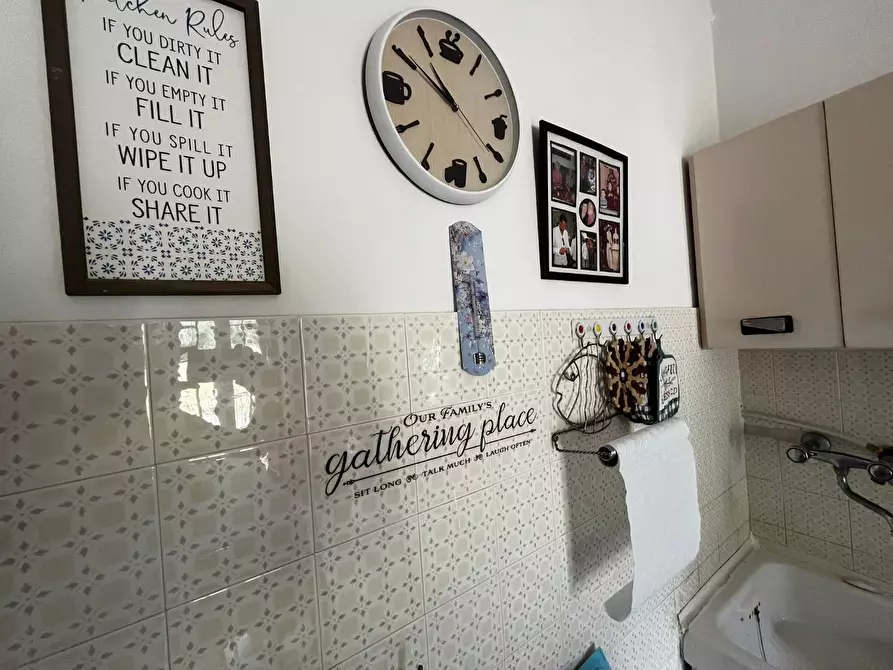 Immagine 11 di Appartamento in vendita  a Ameglia