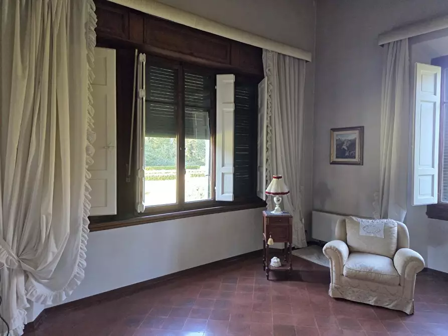 Immagine 38 di Villa in vendita  a Monteriggioni