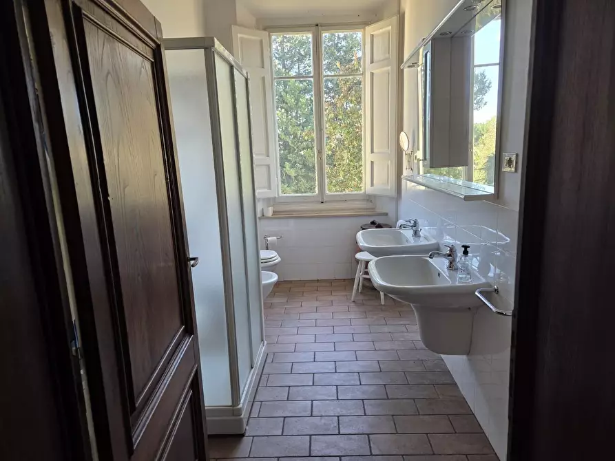 Immagine 35 di Villa in vendita  a Monteriggioni