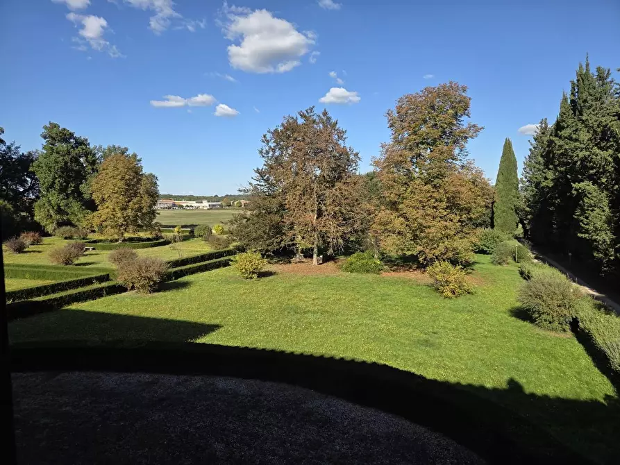 Immagine 16 di Villa in vendita  a Monteriggioni