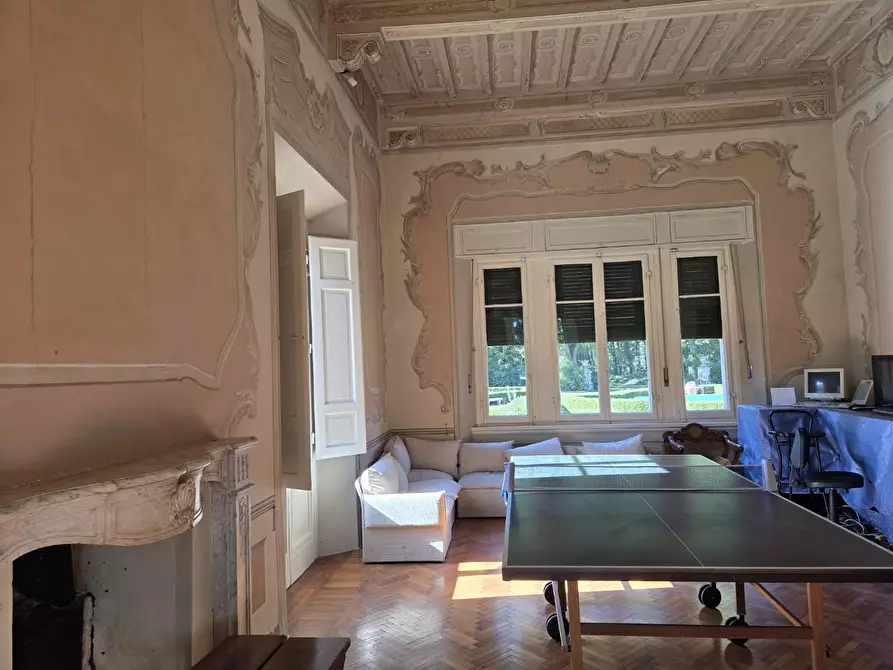 Immagine 29 di Villa in vendita  a Monteriggioni