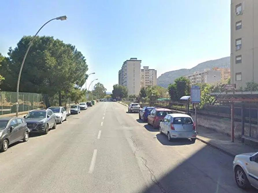 Immagine 2 di Appartamento in vendita  a Palermo