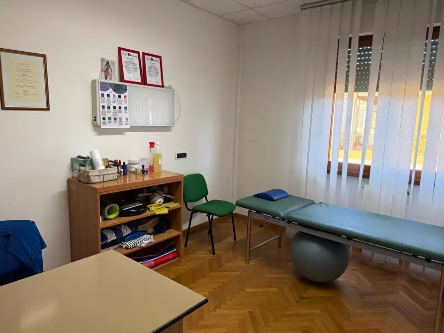 Immagine 12 di Appartamento in vendita  a Castelnuovo Magra