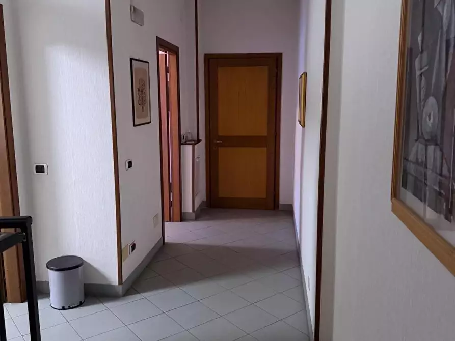 Immagine 6 di Appartamento in vendita  a Castelnuovo Magra