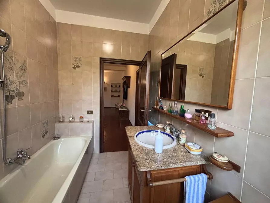 Immagine 30 di Villa in vendita  a Casciana Terme Lari