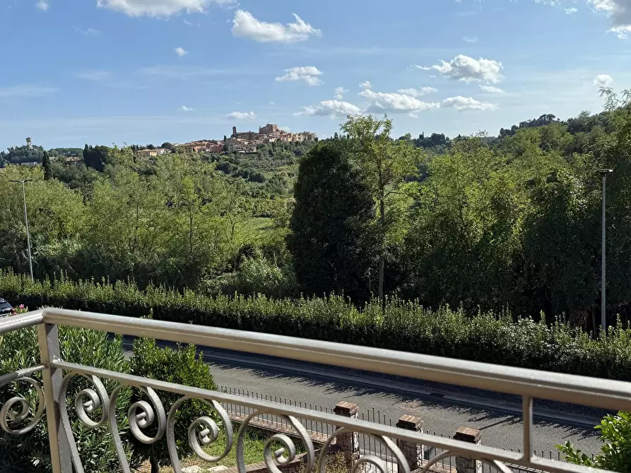 Immagine 22 di Villa in vendita  a Casciana Terme Lari