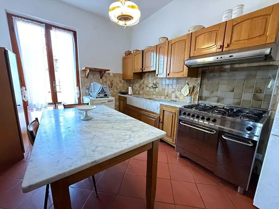 Immagine 24 di Villa in vendita  a Casciana Terme Lari