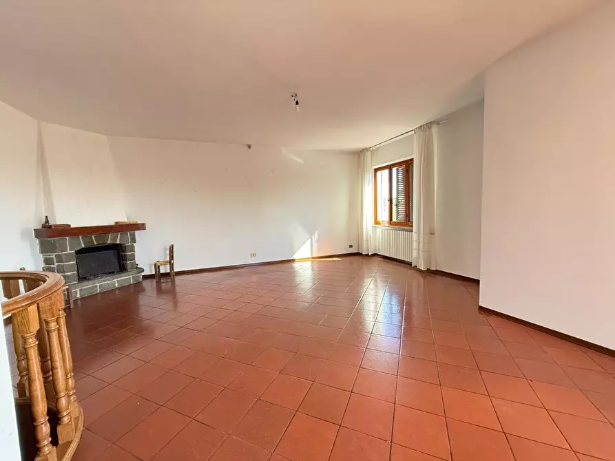 Immagine 18 di Villa in vendita  a Casciana Terme Lari