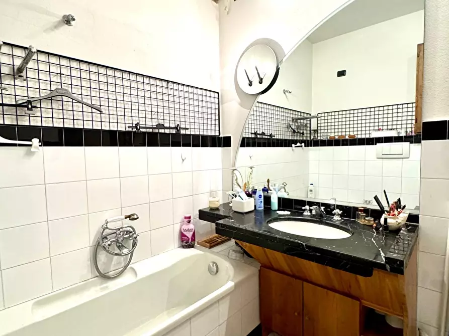 Immagine 37 di Appartamento in vendita  a Cerreto Guidi