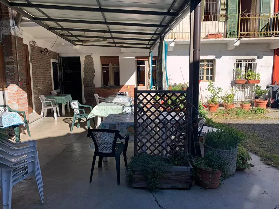 Immagine 10 di Bar / Ristorante in vendita  a Fiano