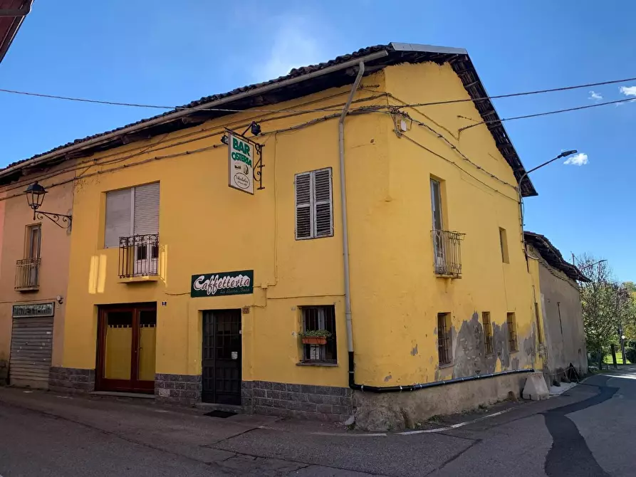 Immagine 19 di Bar / Ristorante in vendita  a Fiano