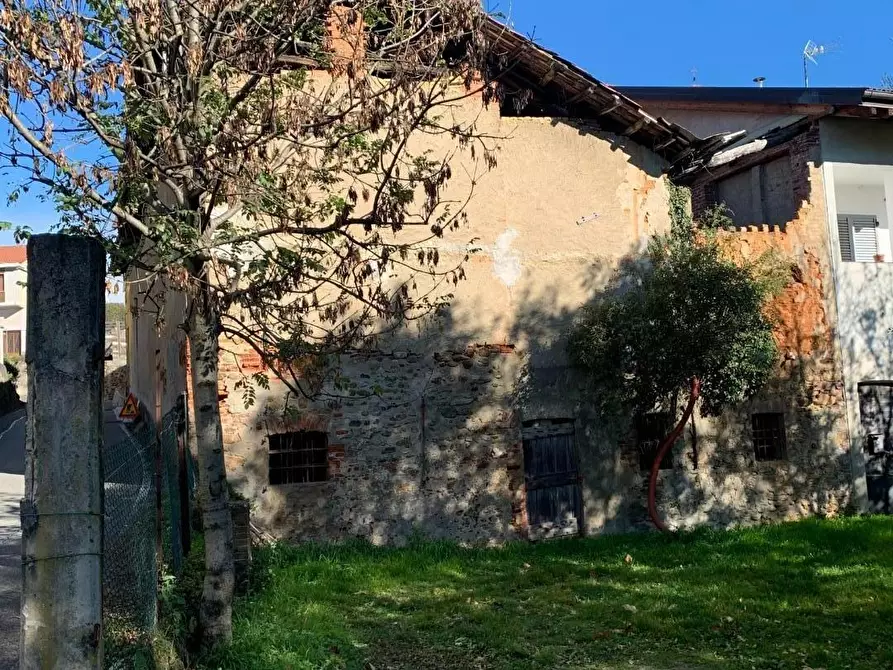 Immagine 23 di Bar / Ristorante in vendita  a Fiano