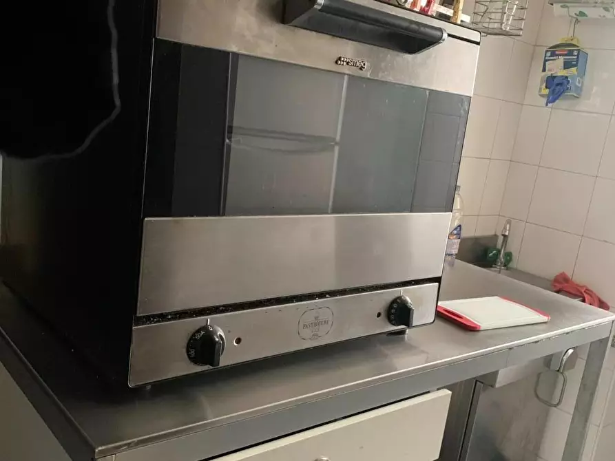 Immagine 8 di Bar / Ristorante in vendita  a Fiano