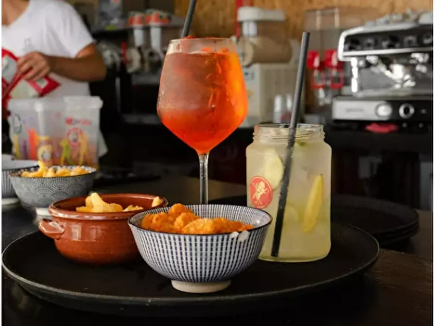 Immagine 1 di Bar / Ristorante in vendita  a Ciriè