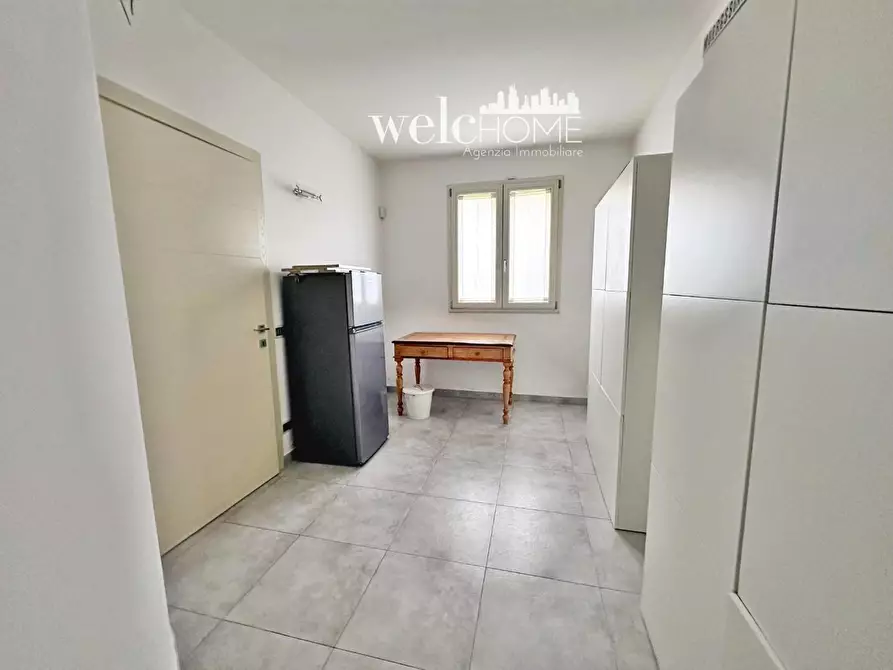 Immagine 22 di Villa in vendita  a Campi Bisenzio