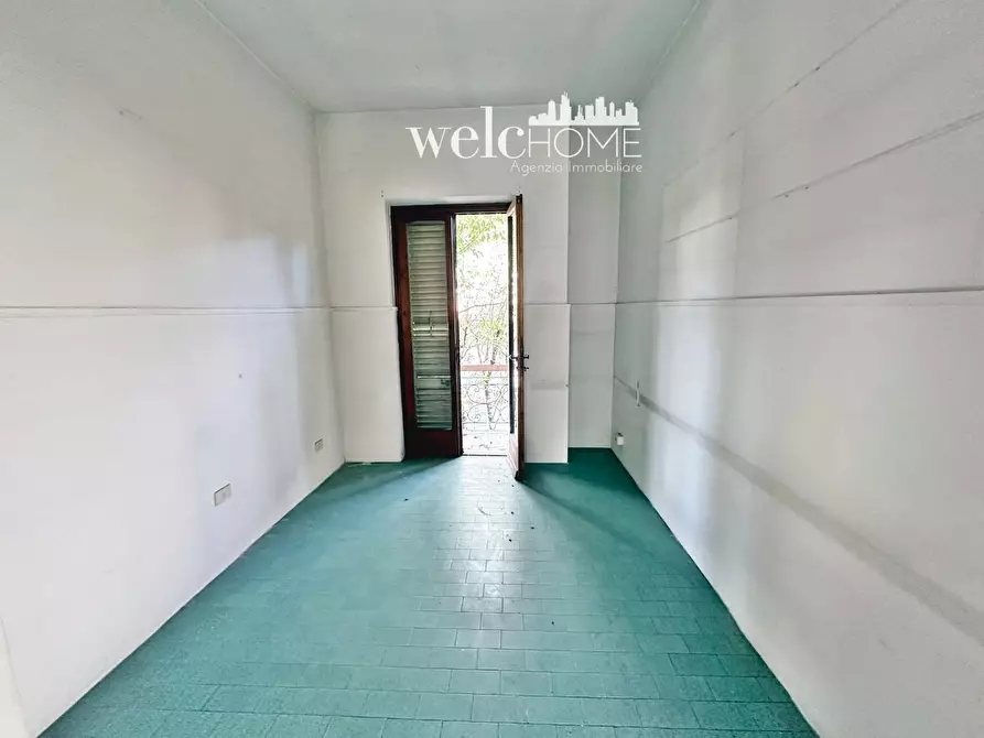 Immagine 34 di Villa in vendita  a Campi Bisenzio