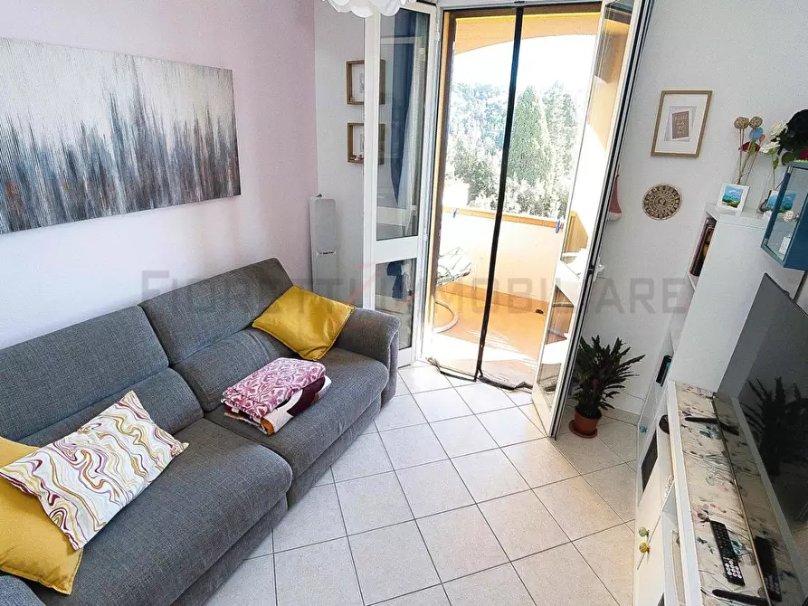 Immagine 13 di Appartamento in vendita  a Campiglia Marittima