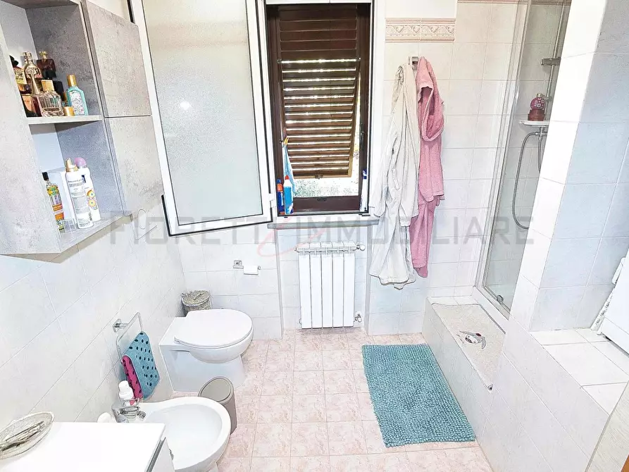 Immagine 21 di Appartamento in vendita  a Campiglia Marittima