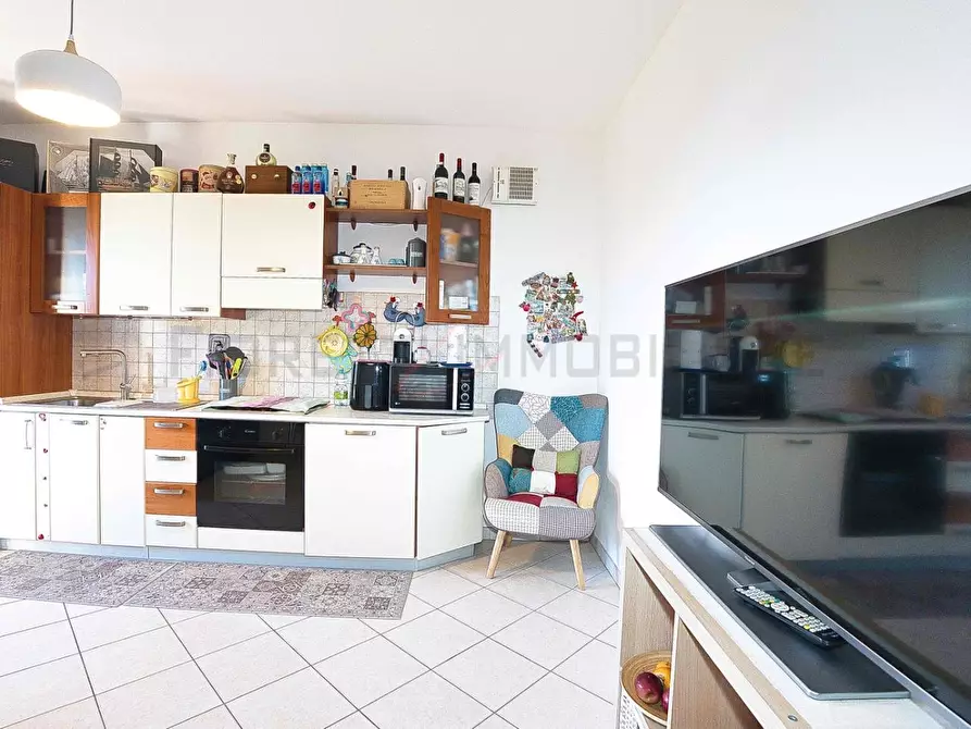 Immagine 3 di Appartamento in vendita  a Campiglia Marittima