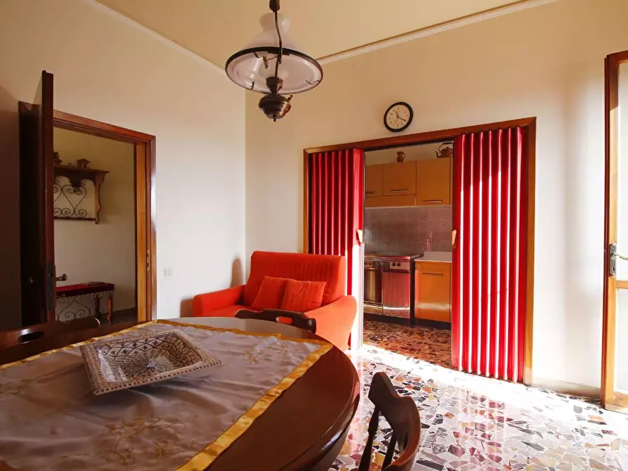 Immagine 11 di Villa in vendita  a Empoli