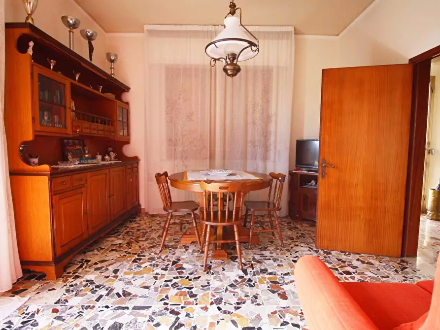 Immagine 10 di Villa in vendita  a Empoli