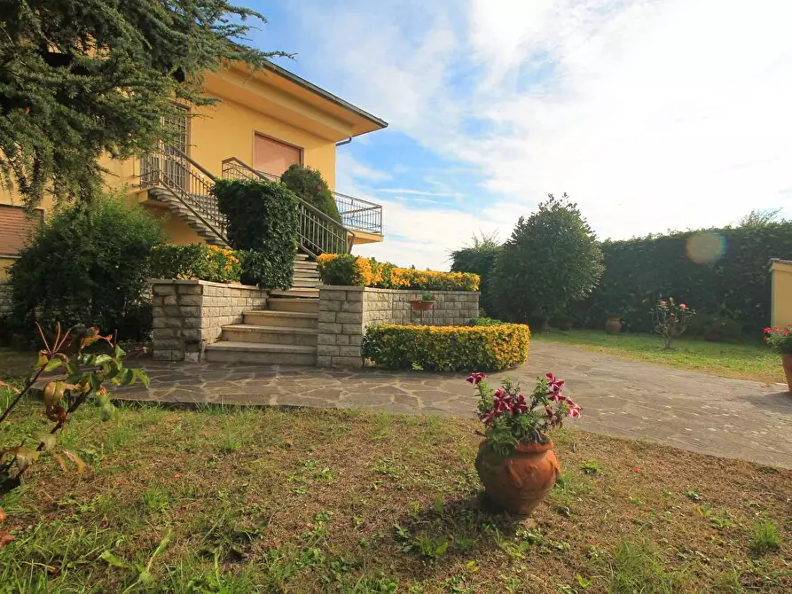 Immagine 43 di Villa in vendita  a Empoli