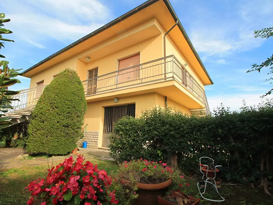 Immagine 41 di Villa in vendita  a Empoli