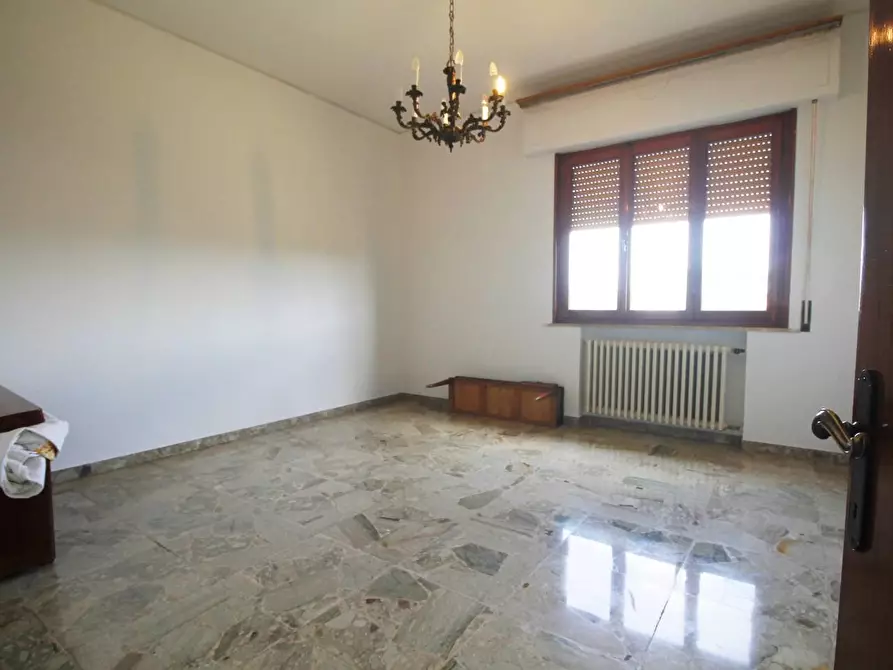 Immagine 23 di Villa in vendita  a Empoli