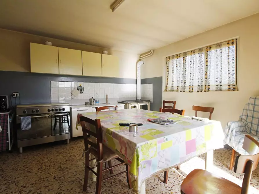 Immagine 26 di Villa in vendita  a Empoli