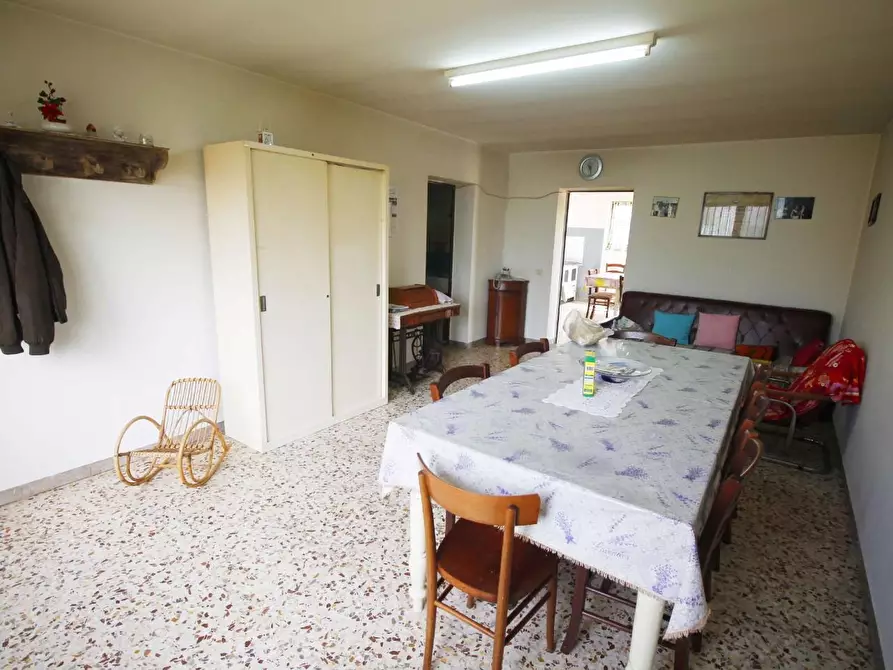 Immagine 33 di Villa in vendita  a Empoli